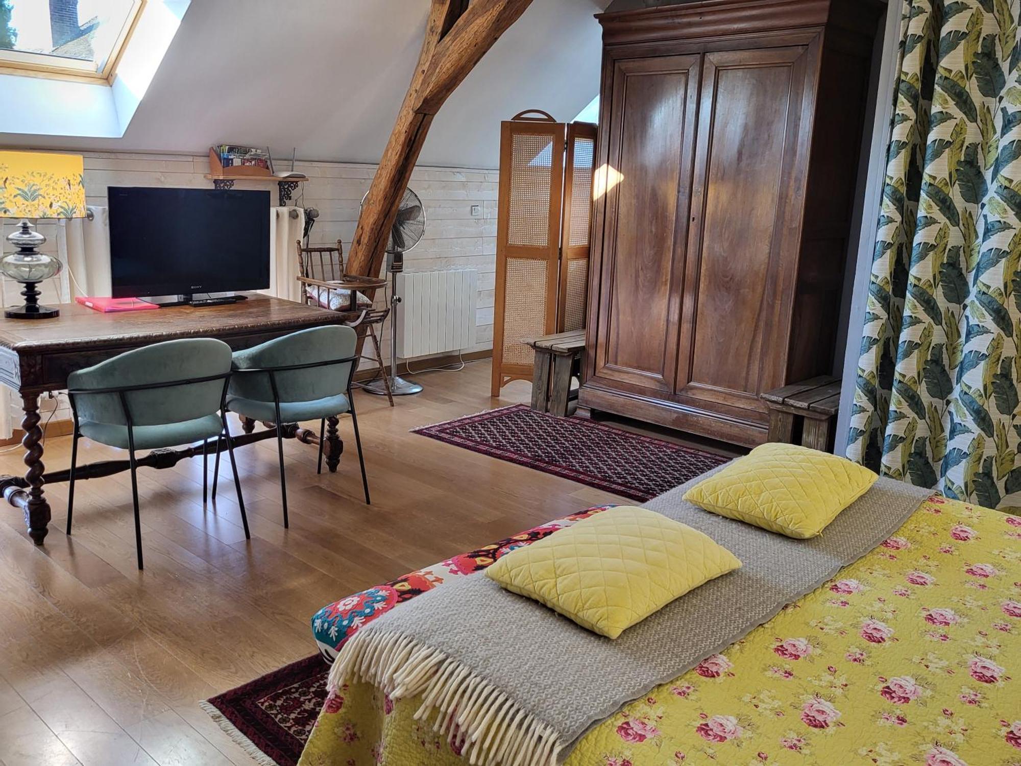 Bed and Breakfast Les Glycines Ury Екстер'єр фото